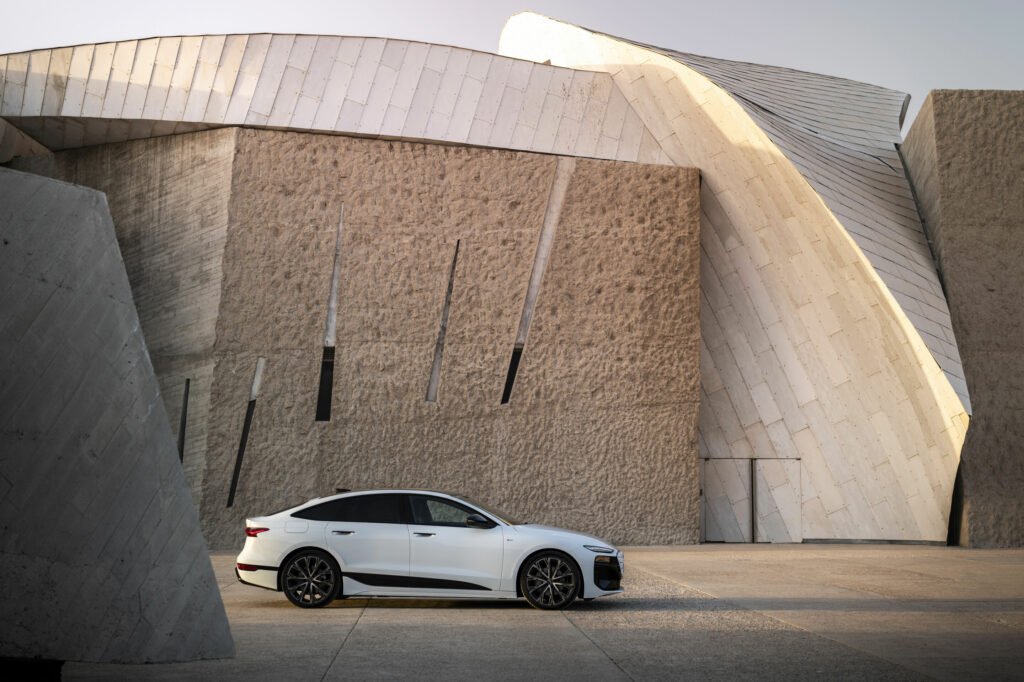 Audi A6 e-tron